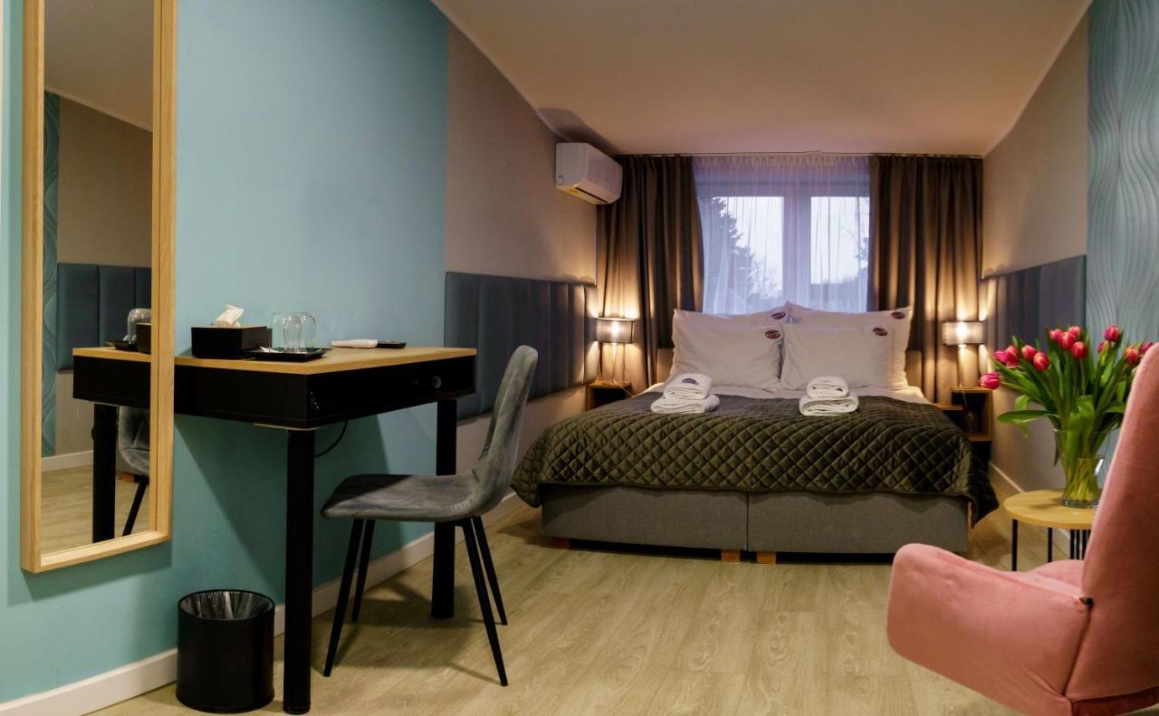 Aparthotel Kamienica No 111A Warsaw Airport Extérieur photo
