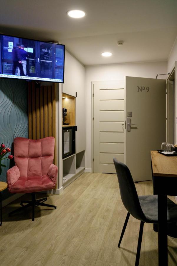 Aparthotel Kamienica No 111A Warsaw Airport Extérieur photo